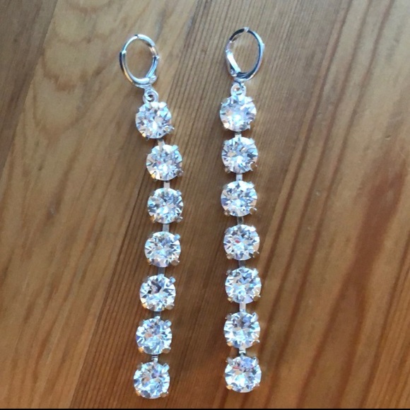 Stunning Crystal Drop Statement Earrings - Picture 14 of 15